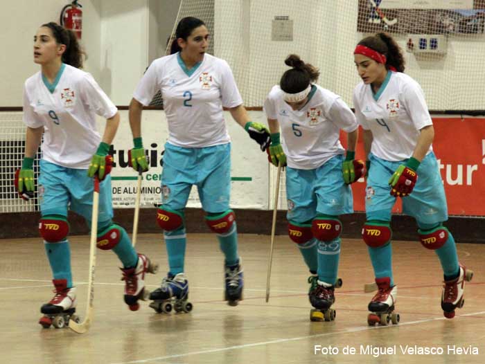 893054_10201235903115460_1406632378_o